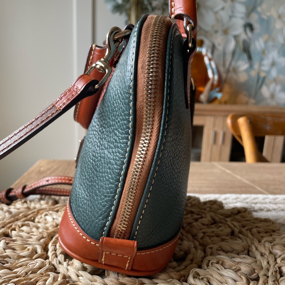 Dooney and Bourke Pebble Leather Bitsy Bag - Forest Green Color -EUC! - Picture 4 of 13